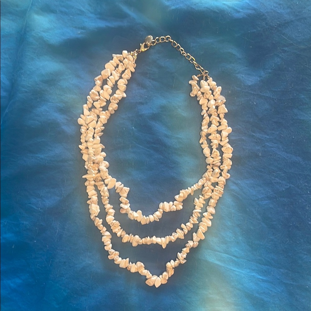 Elegant Cream Shell 3 Strand Adjustable Length Necklace